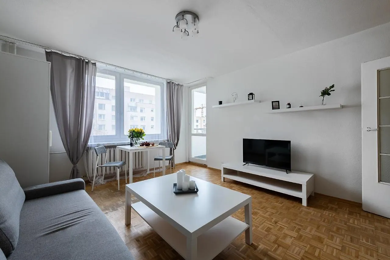 Jagiellonska 4: Private Apartment with Balcony near National Stadium Warsaw