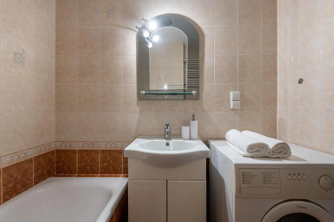 Jagiellonska 4: Private Apartment with Balcony near National Stadium Warsaw