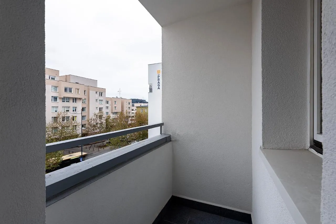 Jagiellonska 4: Private Apartment with Balcony near National Stadium Warsaw 0*,